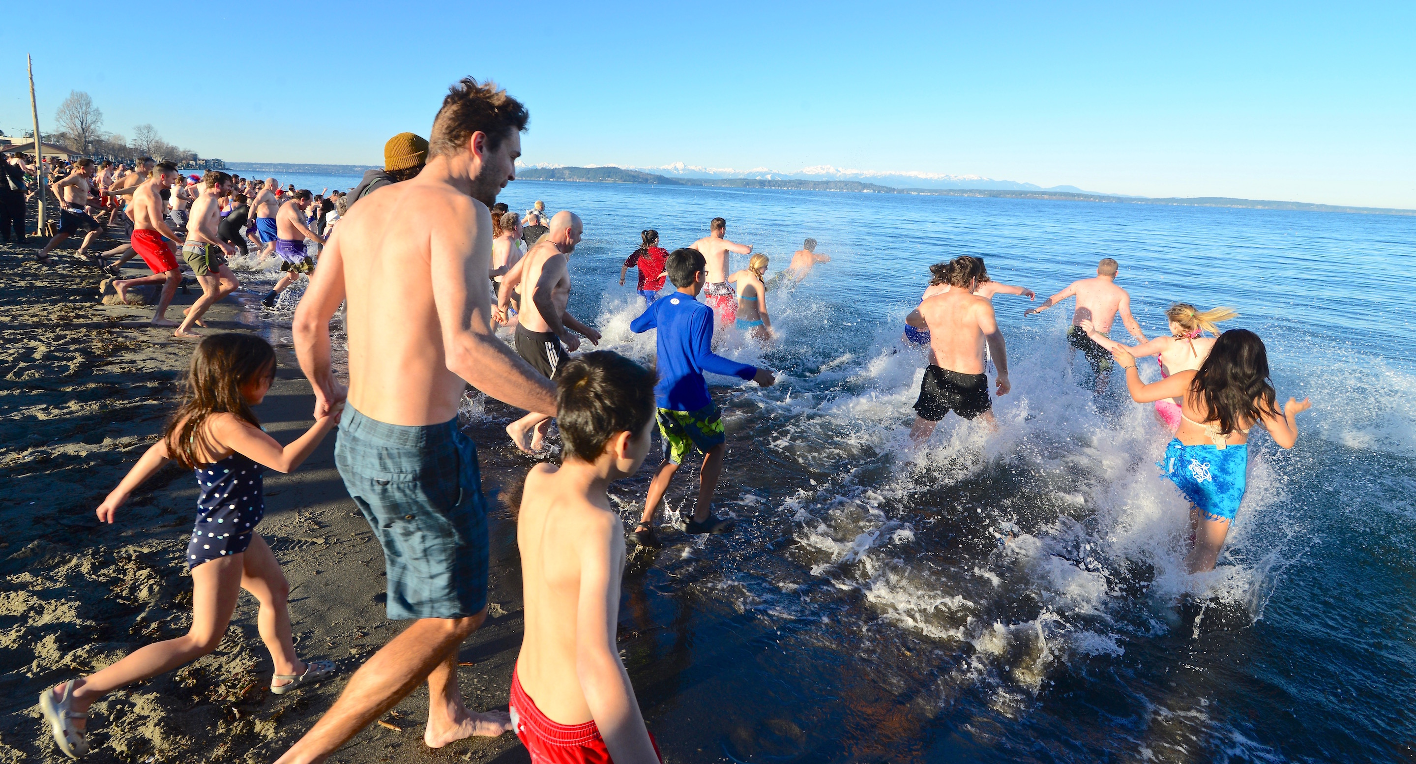 Alki Beach Polar Bear Swim is on again for New Year's Day Westside